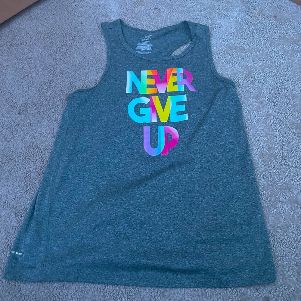 I’m selling a tank top only worn a couple of times in good condition!